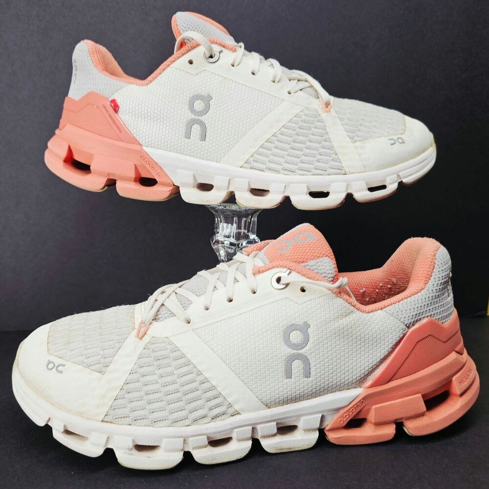 Oncloud Women 6 Comfy footwear